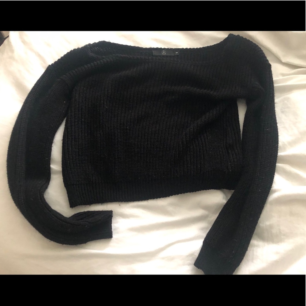 Black crop sweater